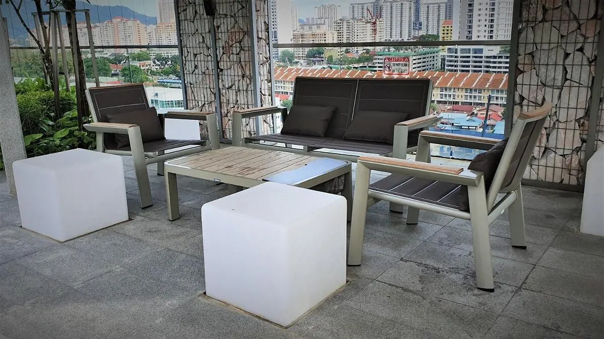 Near Georgetown With Beautiful City View 2 Room Fit 4 To 7 Pax Jelutong Malesia