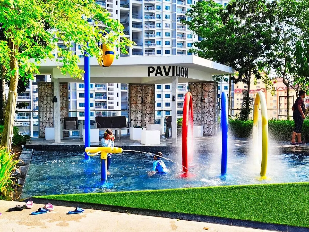 Near Georgetown With Beautiful City View 2 Room Fit 4 To 7 Pax Jelutong Appartamento