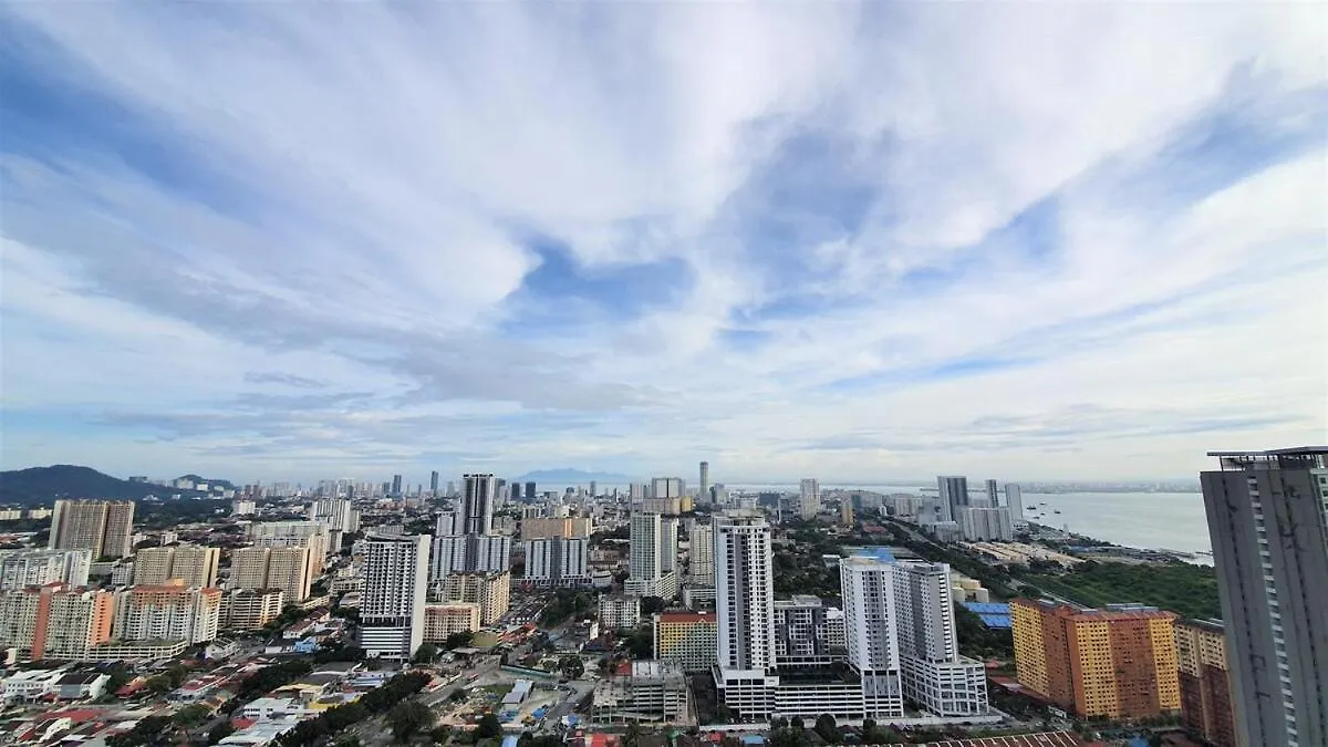 Near Georgetown With Beautiful City View 2 Room Fit 4 To 7 Pax Jelutong Malesia